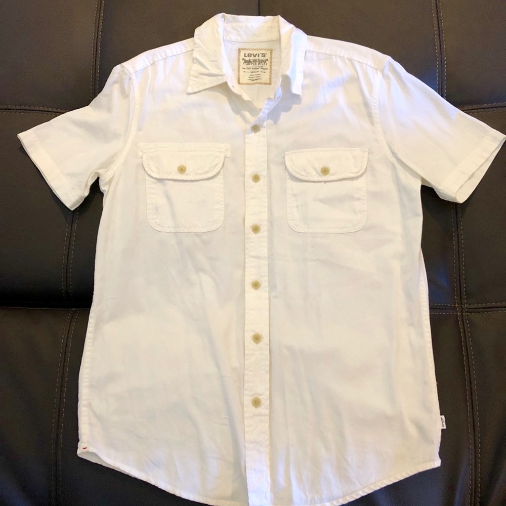 Levi’s button down shirt